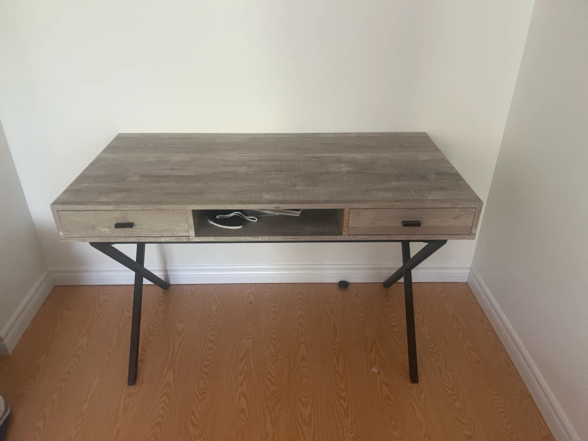 Computer table