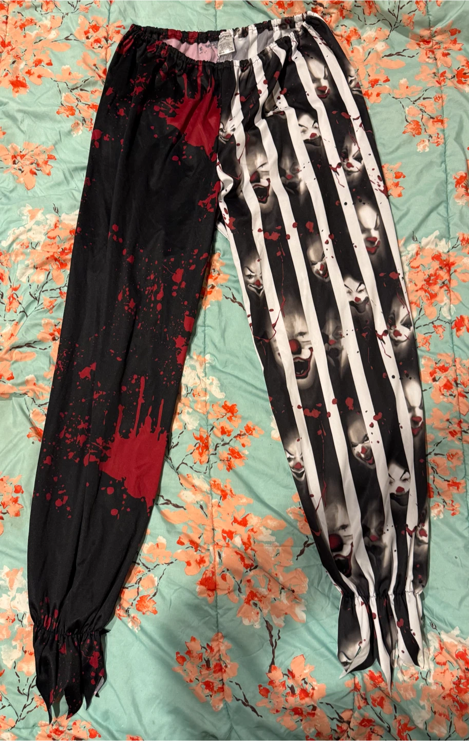 Different Sets of Halloween Costumes - photo 2