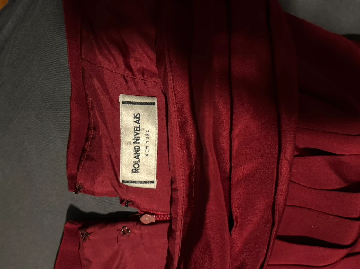Roland Nivelais Red Off-the-Shoulder Dress - photo 3