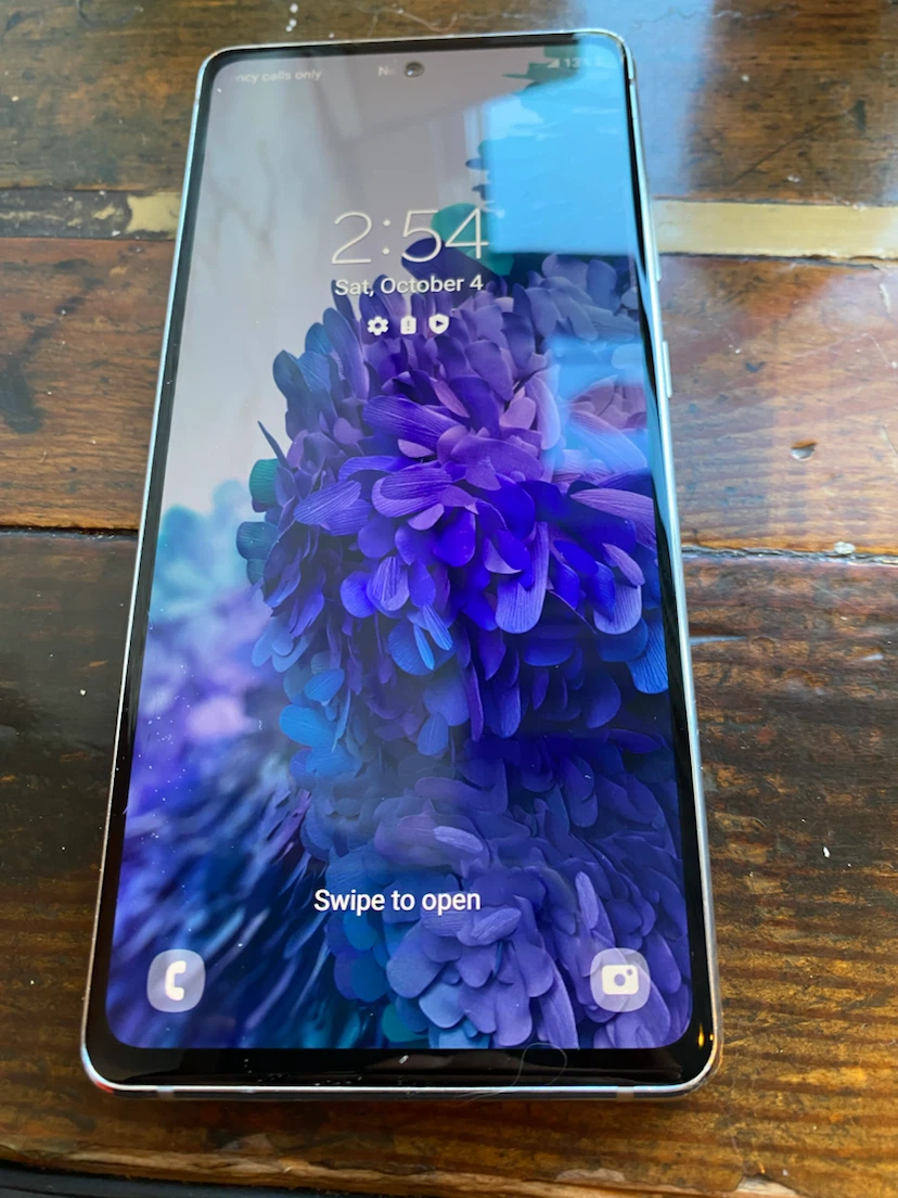 Samsung Galaxy S20 FE Smartphone cellphone - photo 2
