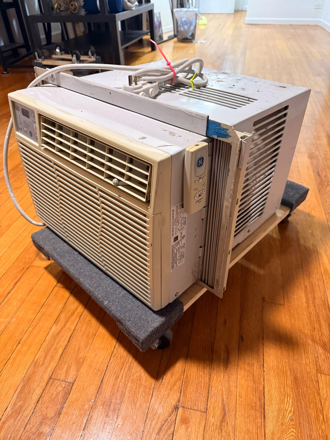 GE Window Air Conditioner 10150 BTU - photo 2