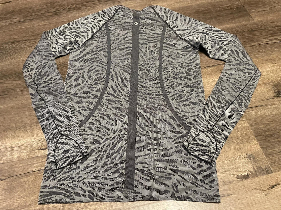 Lululemon Seamless Long Sleeve Shirt - photo 5