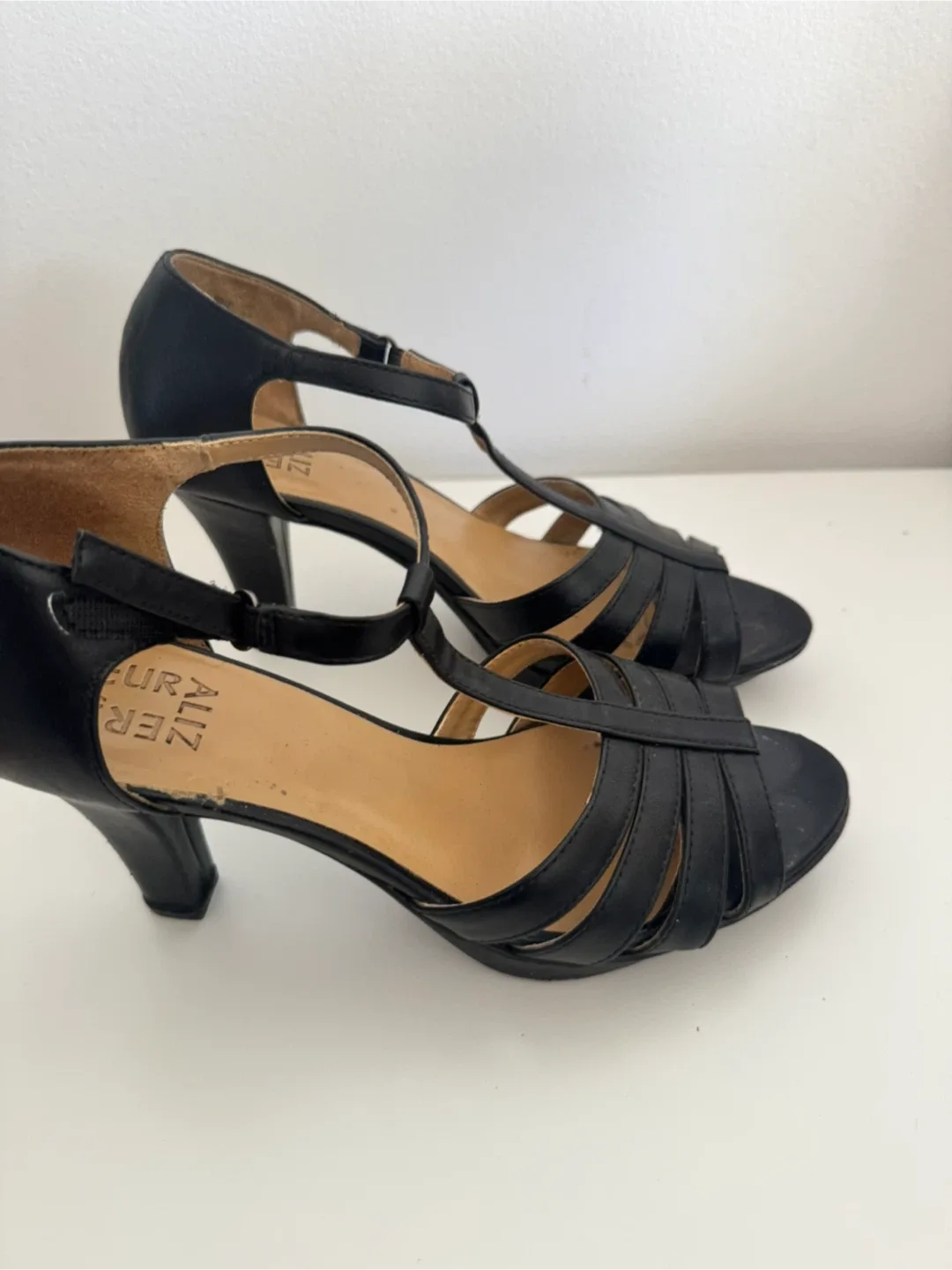 Naturalizer black heeled sandals - photo 3