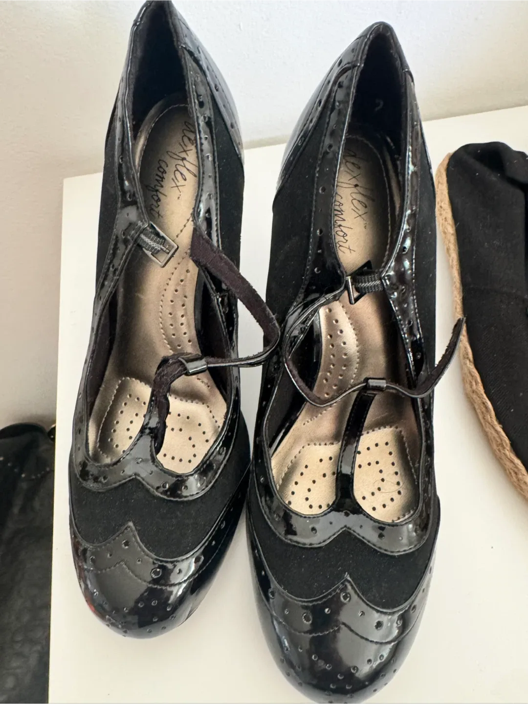 Dexflex Comfort black t-strap heels