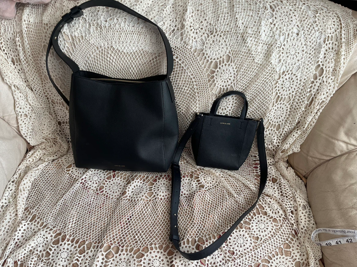 Love & Lore Handbag Set, new condition, never used