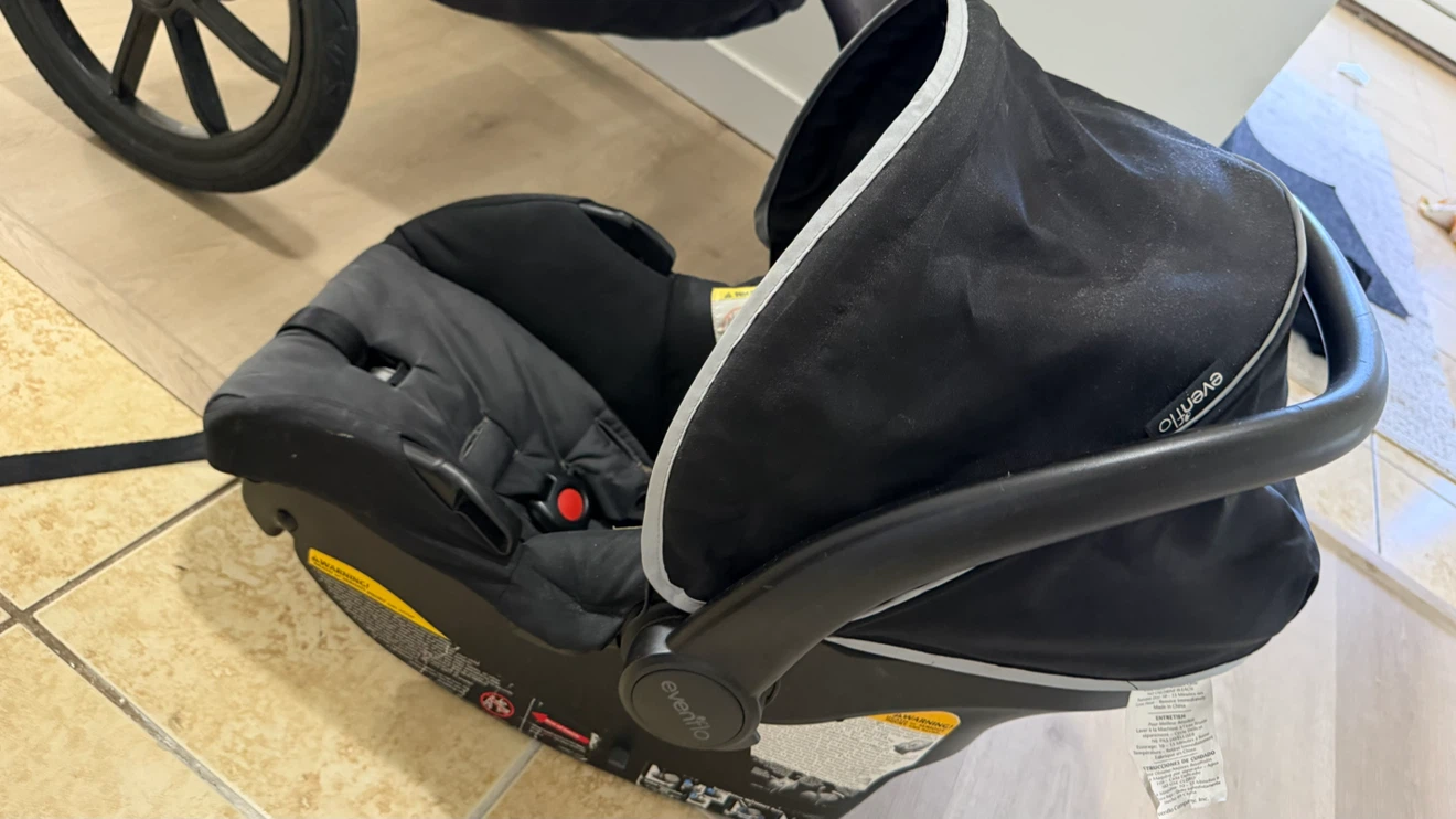 Evenflo Jogging Stroller with Car Seat - photo 5