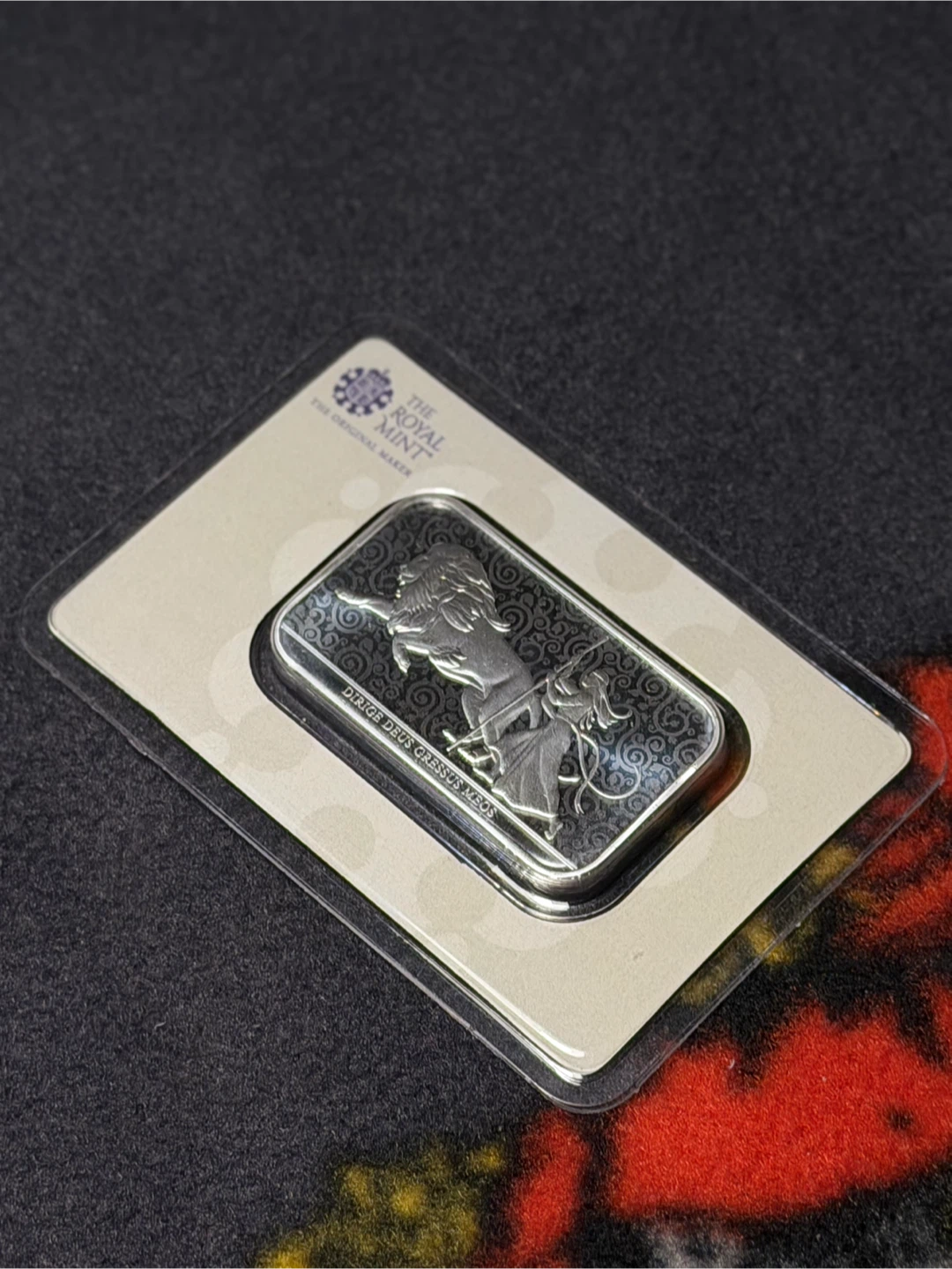 The Royal Mint 1oz Una and the Lion Silver Bar