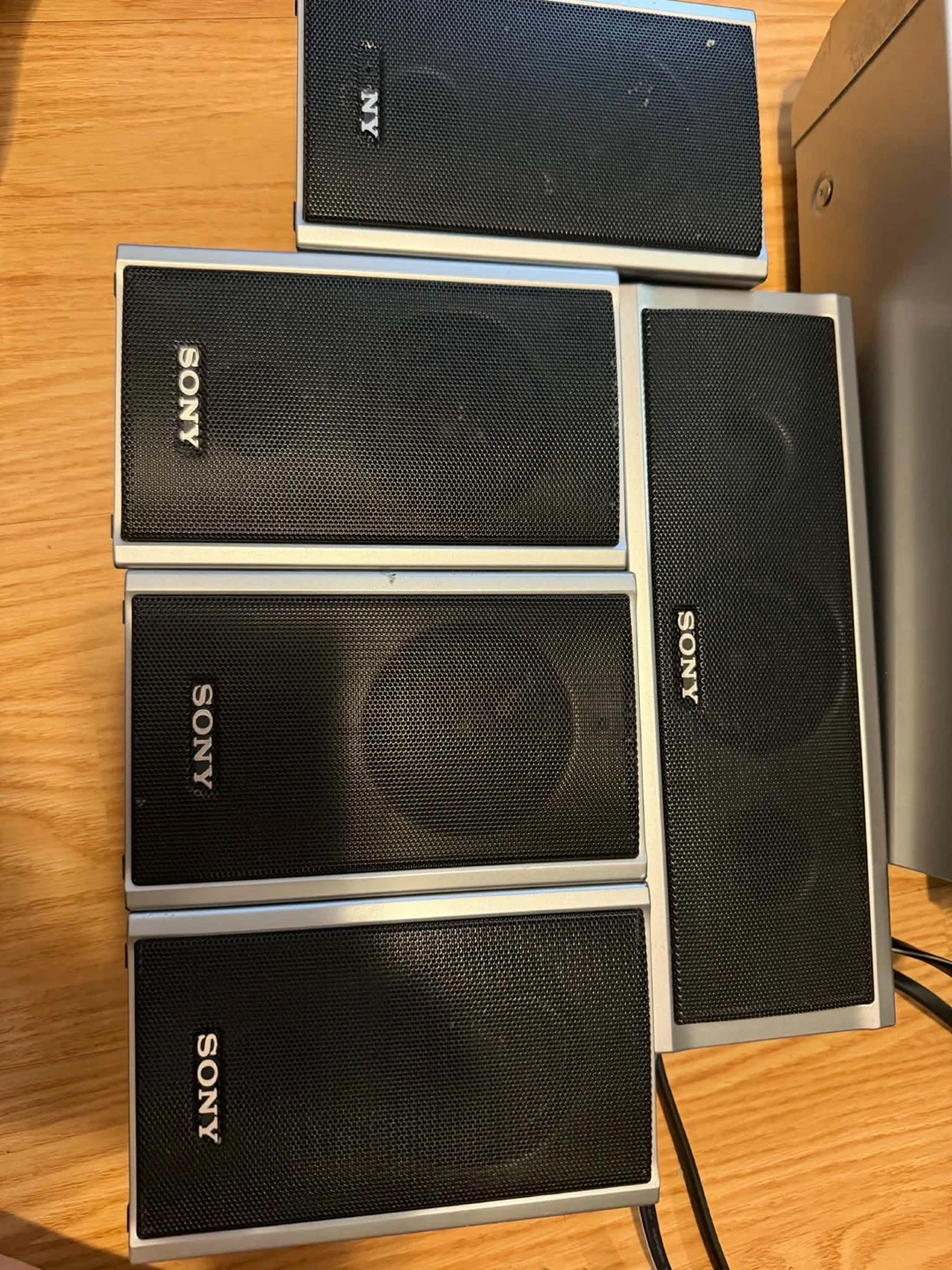 Set of 5 Sony Speakers