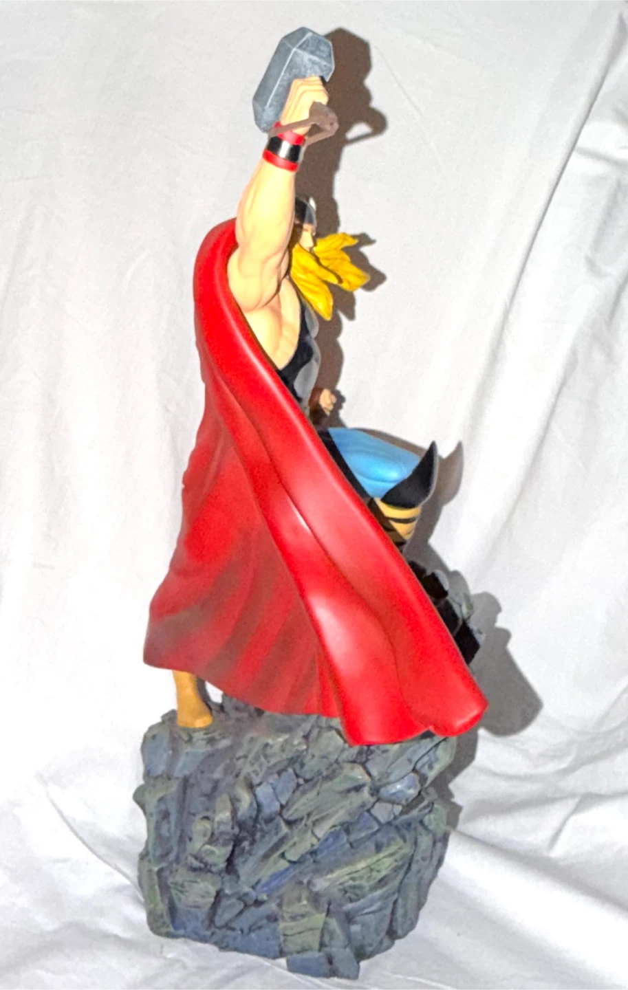 Bowen Designs The Mighty Thor Classic Statue - photo 3