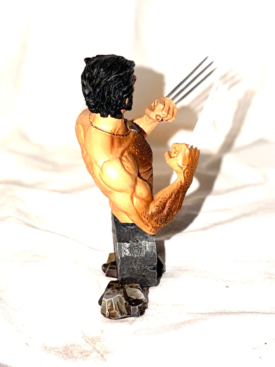 Diamond Select Toys X-Men Wolverine Bust - photo 3