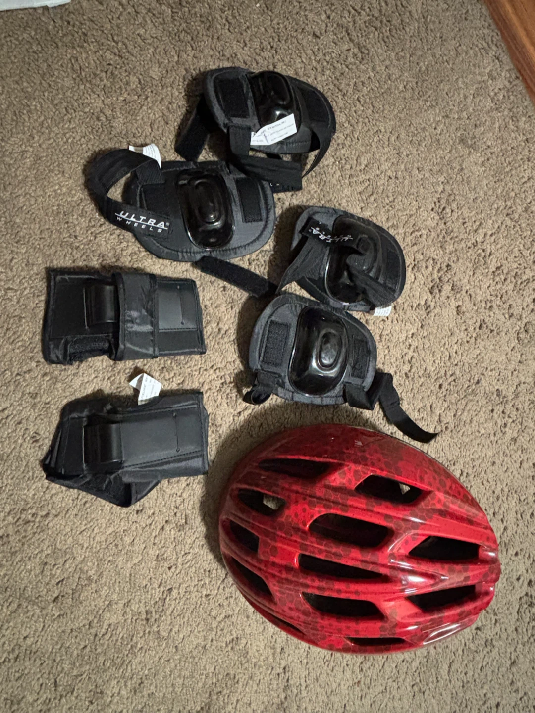 Supercycle Helmet and Ultra Wheels Protective Gear Set