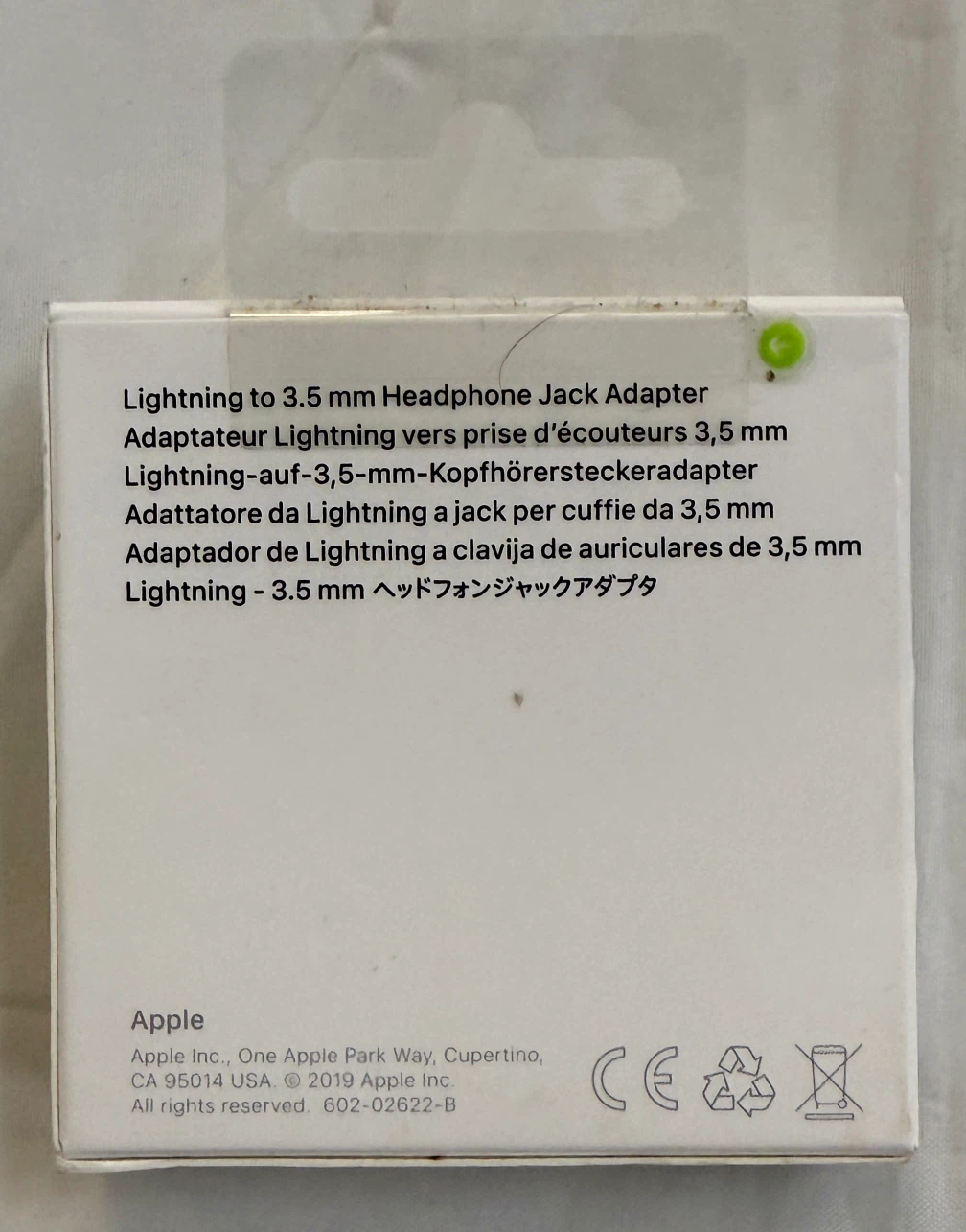 Apple Lightning to 3.5 mm Headphone Jack Audio Adapter. - photo 2