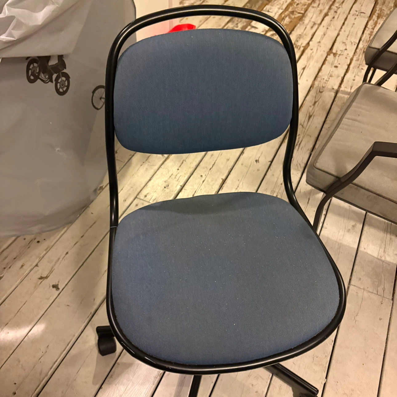 Office chair - photo 2
