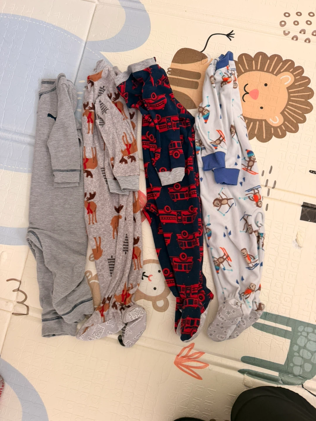 12 months Set of 4 Baby winter Footed Pajamas - photo 2