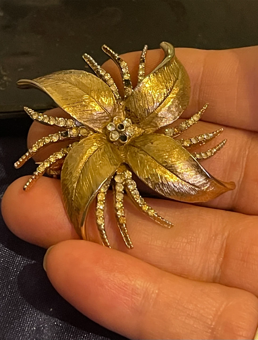 Vintage Gold Tone Floral Rhinestone Brooch