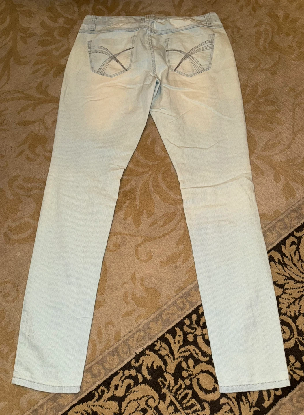 London Low Rise Skinny Light Wash Denim Jeans - photo 2
