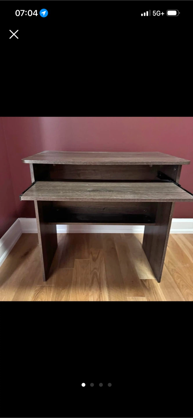 Small desk with keyboard tray