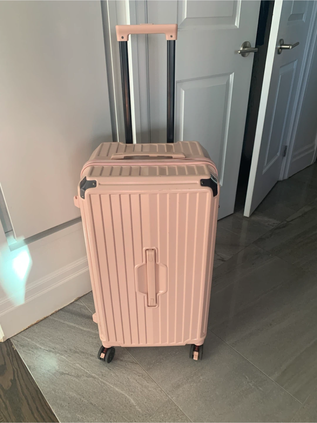 Luggage hardshell, spinner suitcase