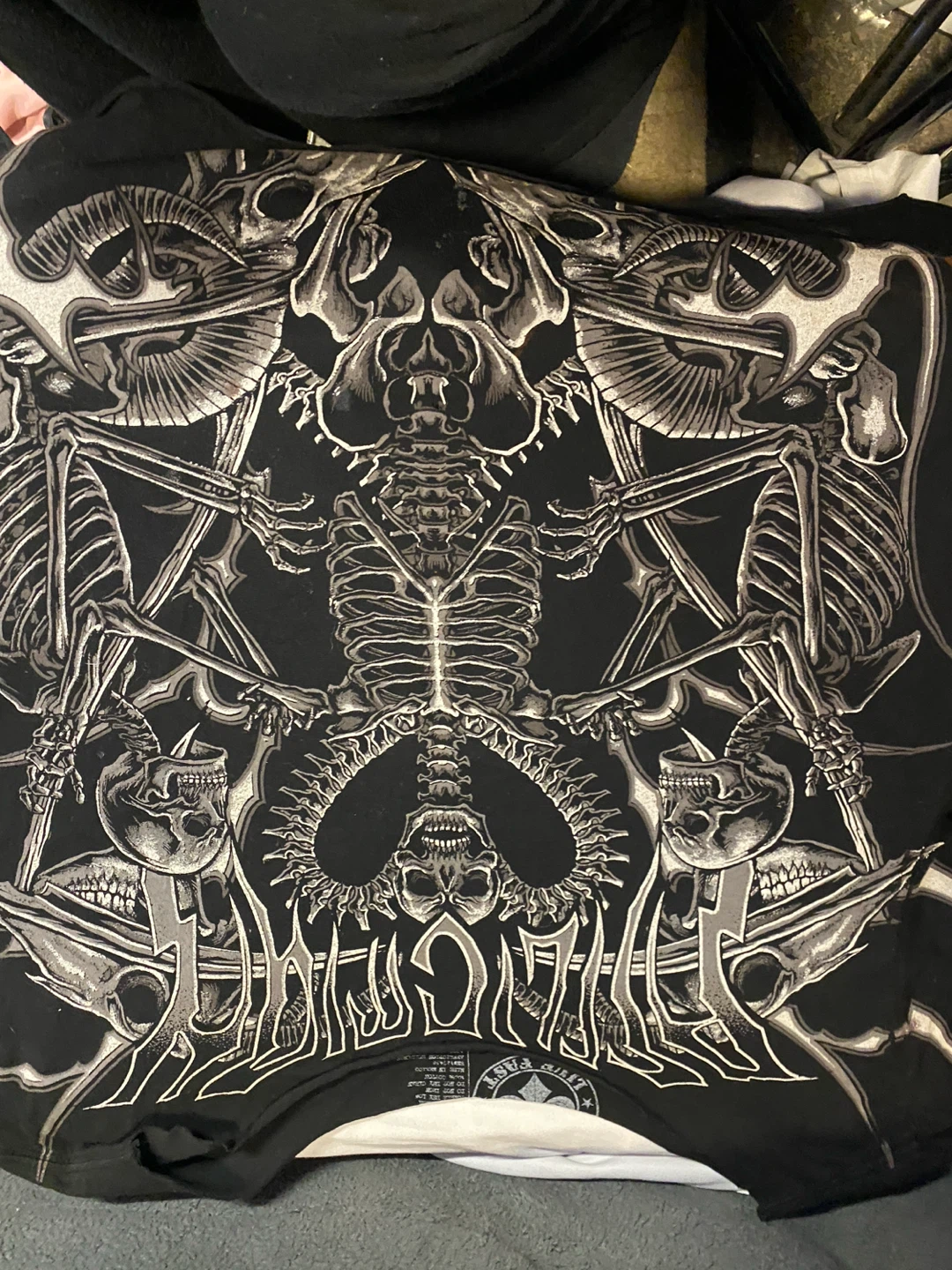 affliction off shoulder tee size large