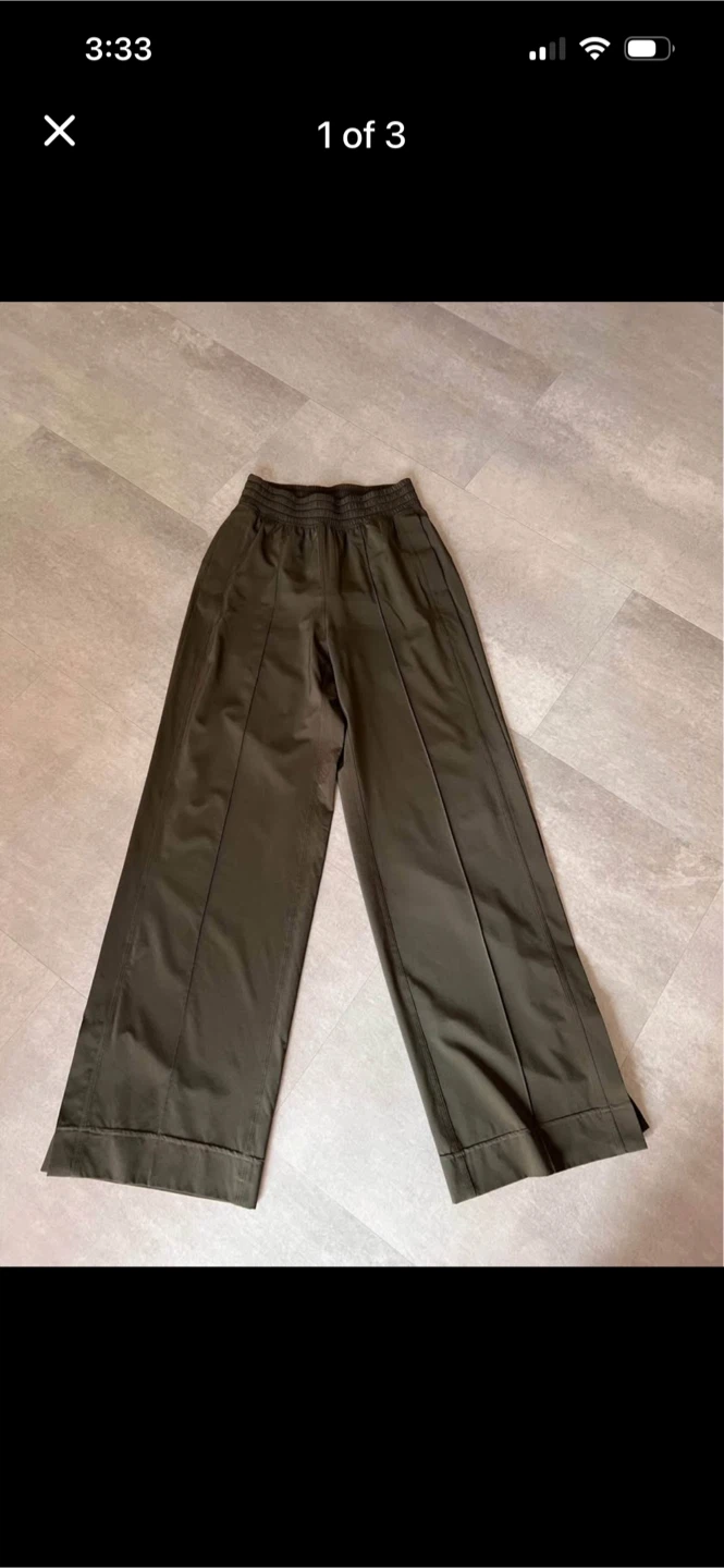 Lululemon size 0 Wide-Leg Trousers Olive