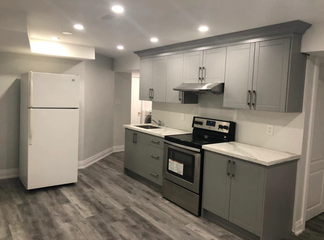 🏡 LEGAL BASEMENT FOR RENT – $1,000/MONTH