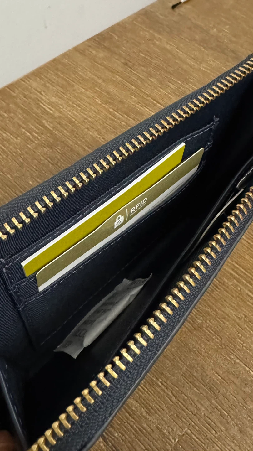 Fossil Passport Case - photo 3