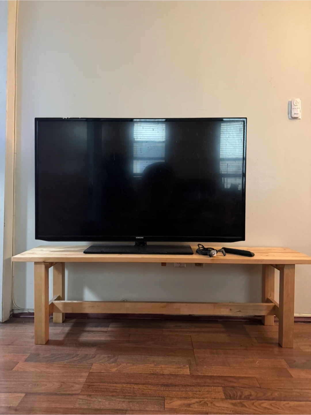 Samsung Flat Screen TV