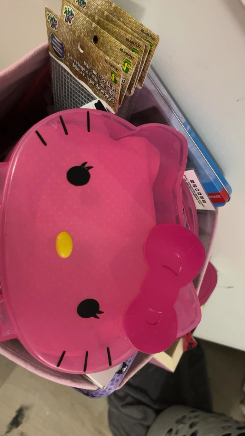 Hello kitty box - photo 2