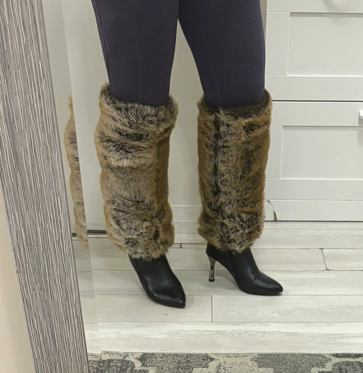 Faux Fur Leg Warmers - photo 2