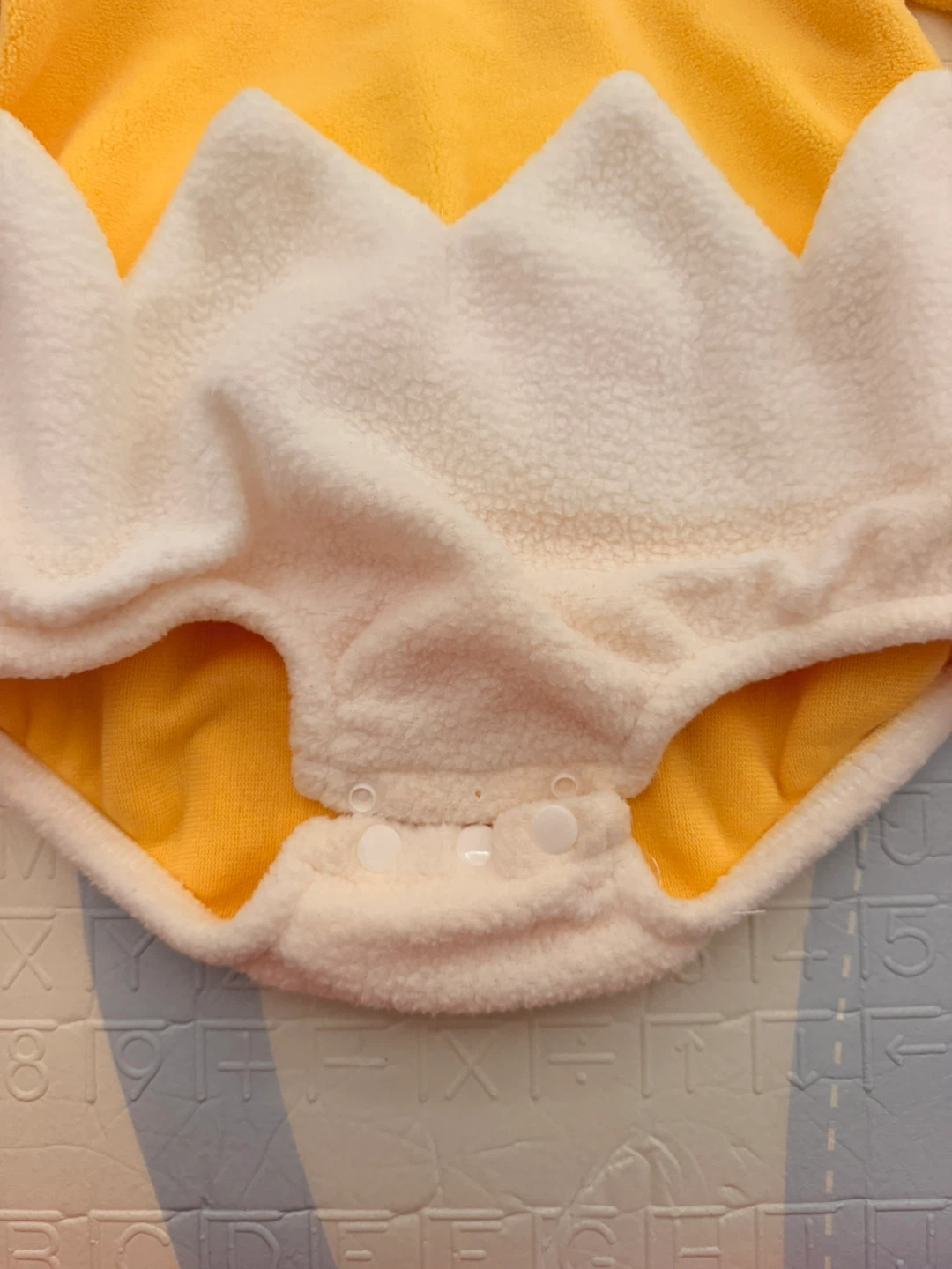 Halloween Costume Baby Chick 3 to 6 months - photo 3