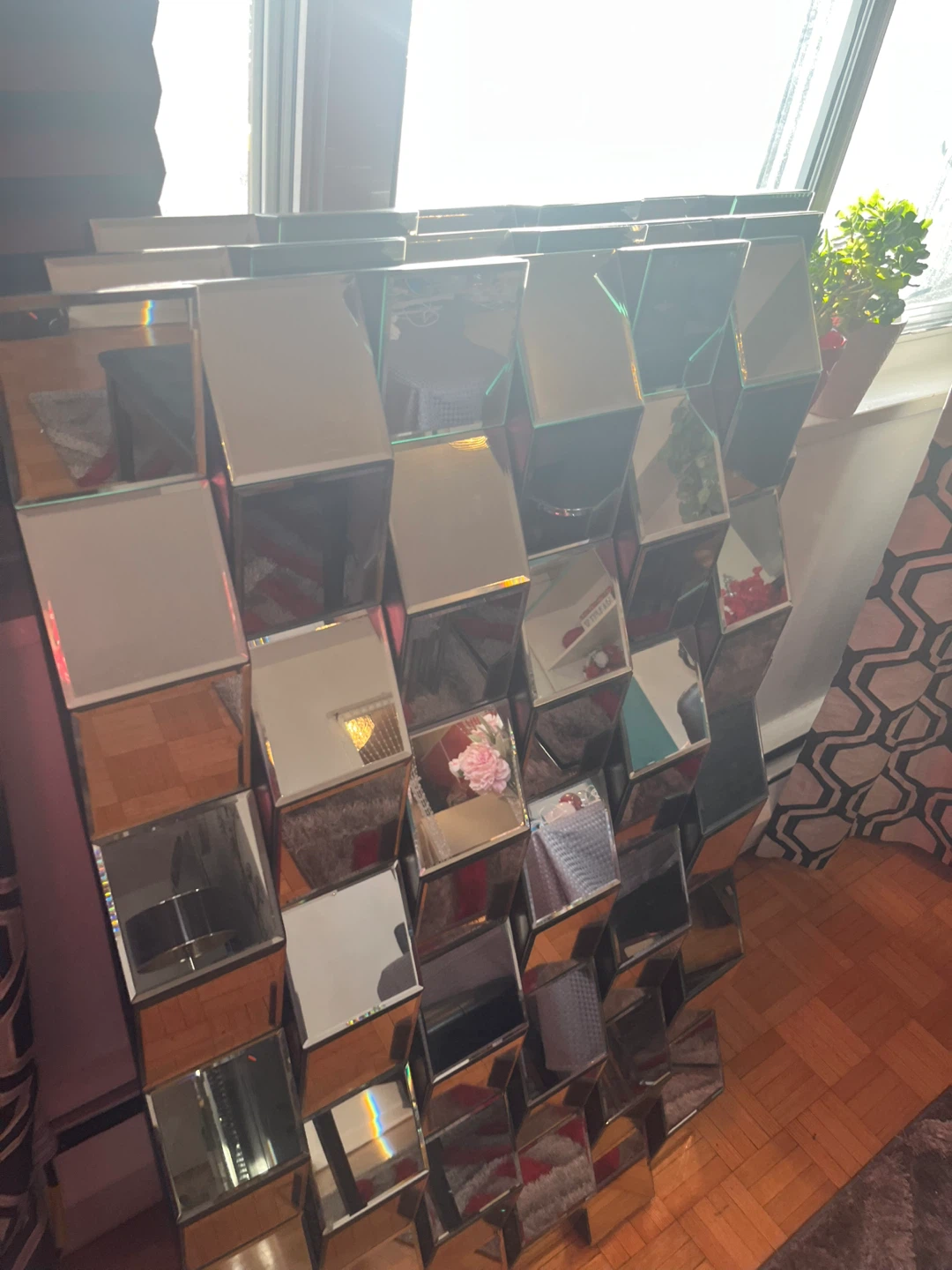3 Geometric Mirrored