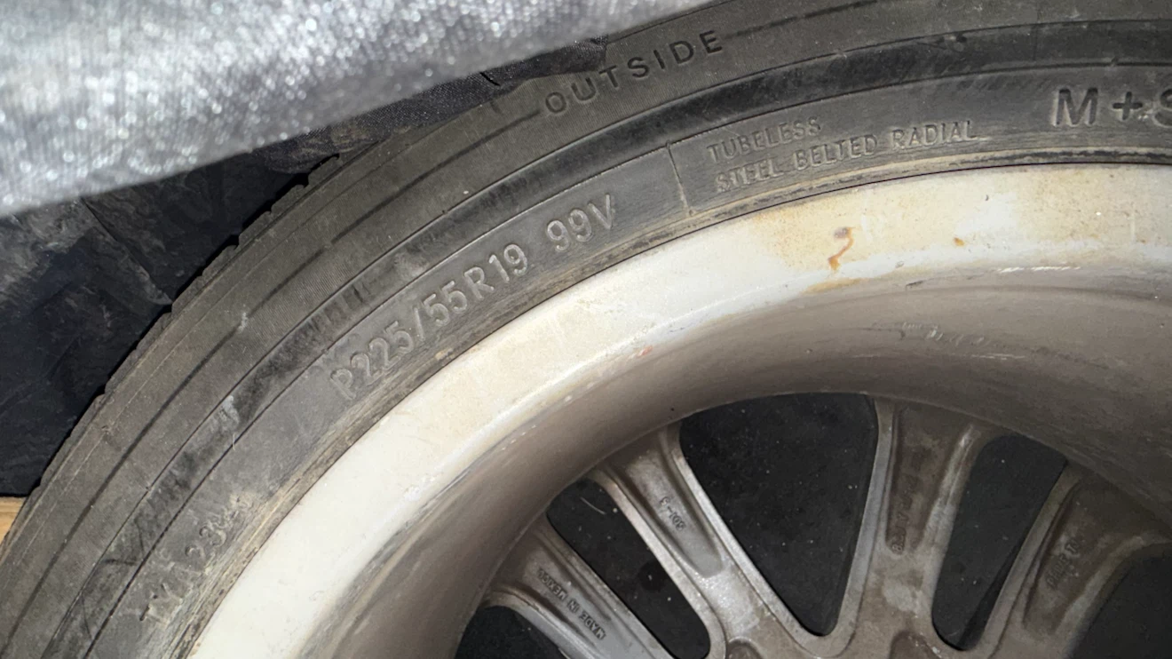 OEM Mercedes-Benz 19-inch Alloy Wheels and Tires - photo 3