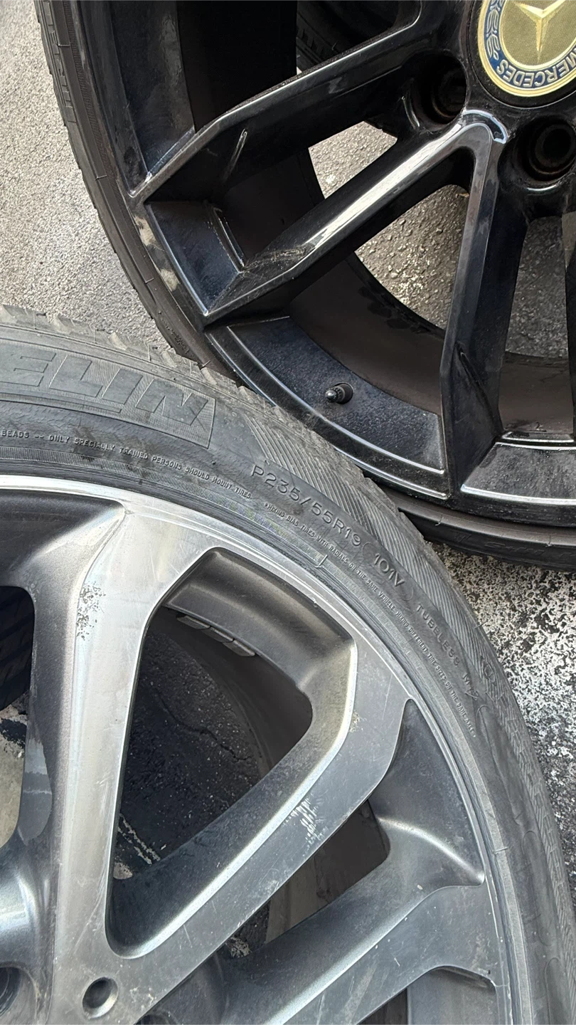 OEM Mercedes-Benz 19-inch Alloy Wheels and Tires - photo 5