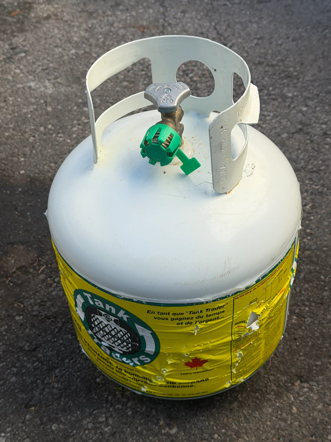 Propane Tank factory filled and sealed - photo 2