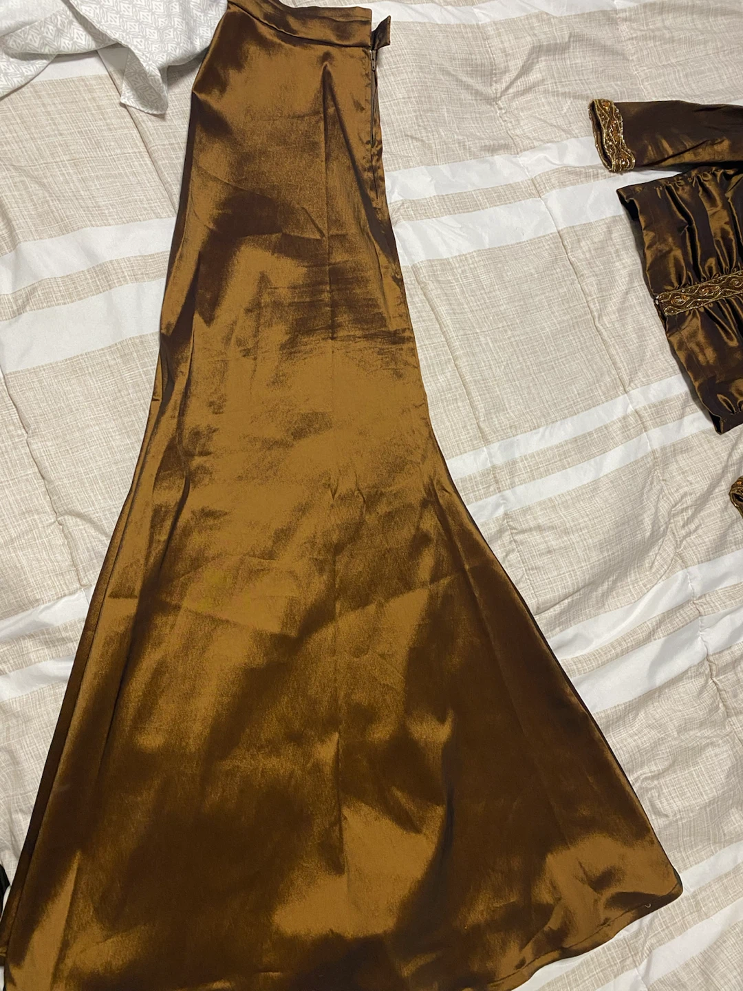 Tadashi Shoji Metallic Bronze Two-Piece Skirt Set - photo 5