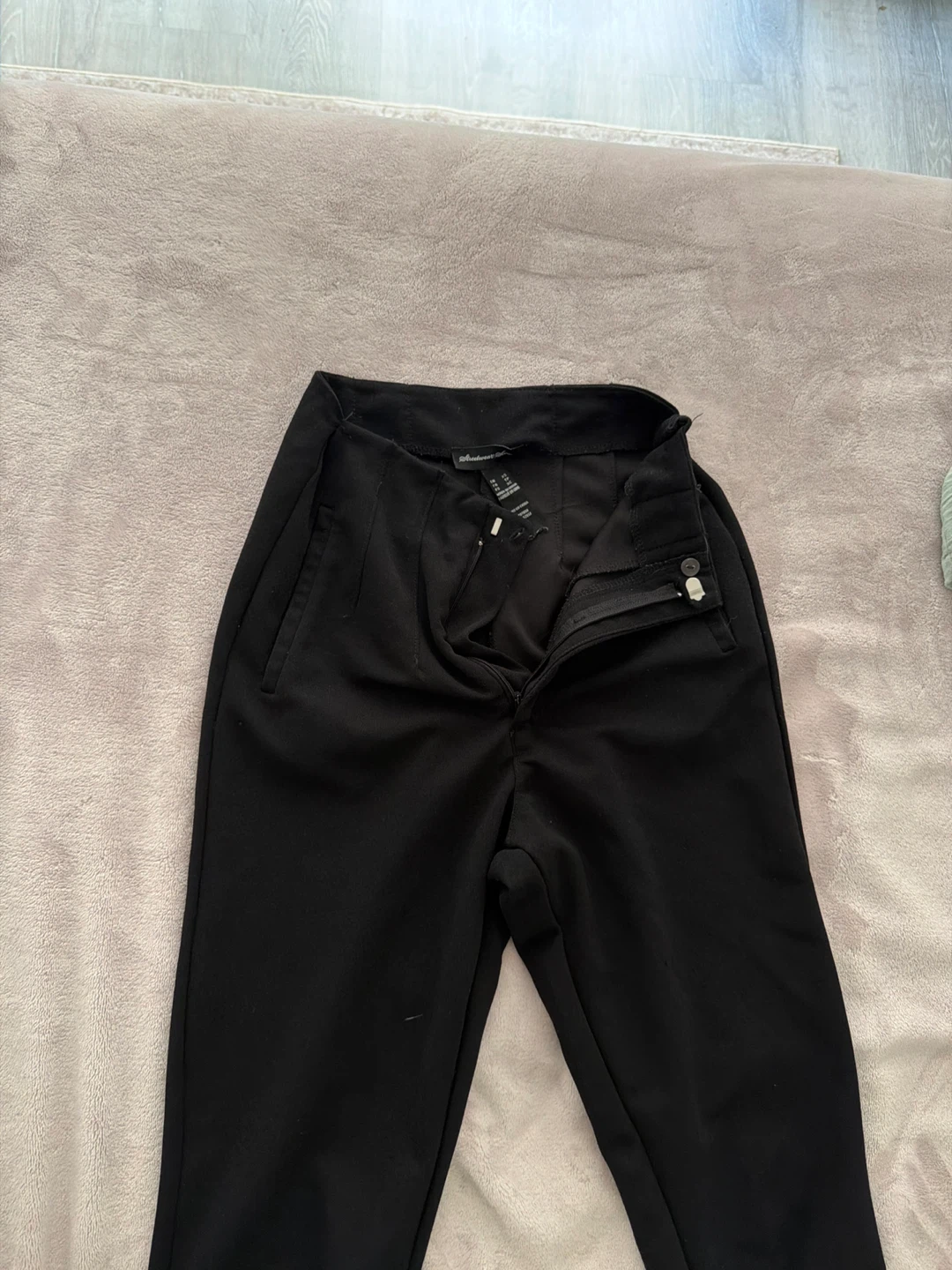 Black Trousers - photo 2