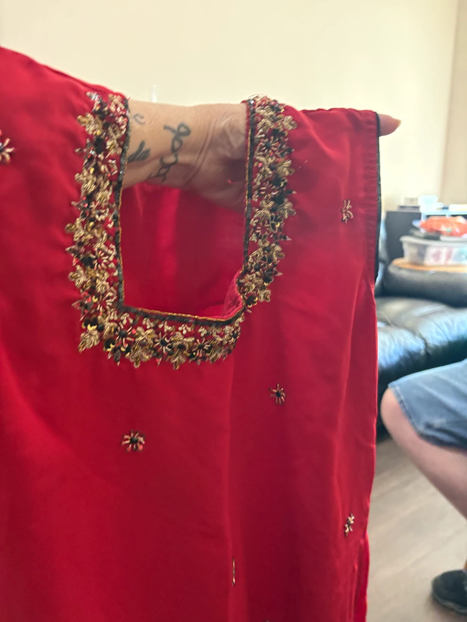 Red Embroidered Traditional Outfit - photo 2