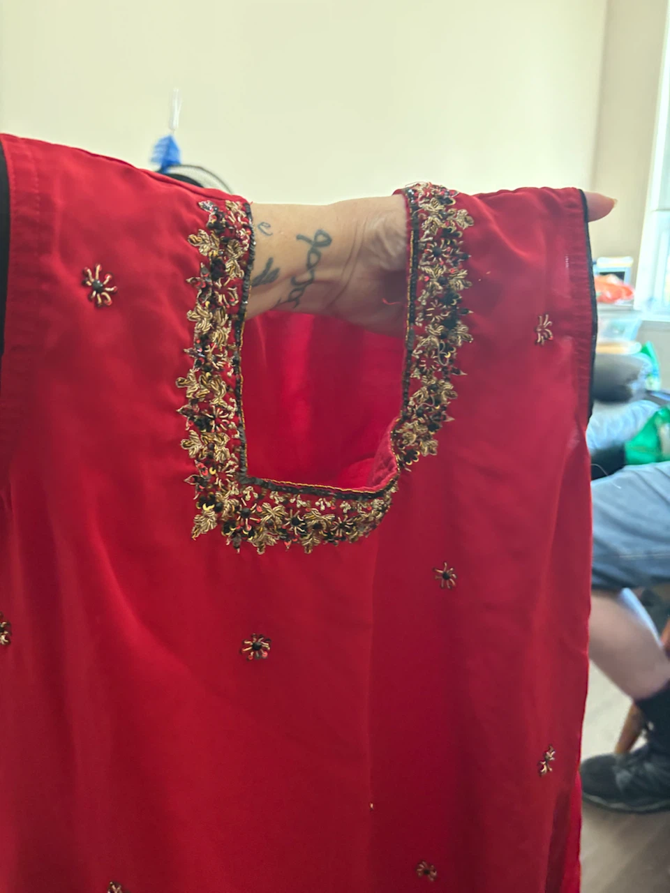 Red Embroidered Traditional Outfit - photo 3