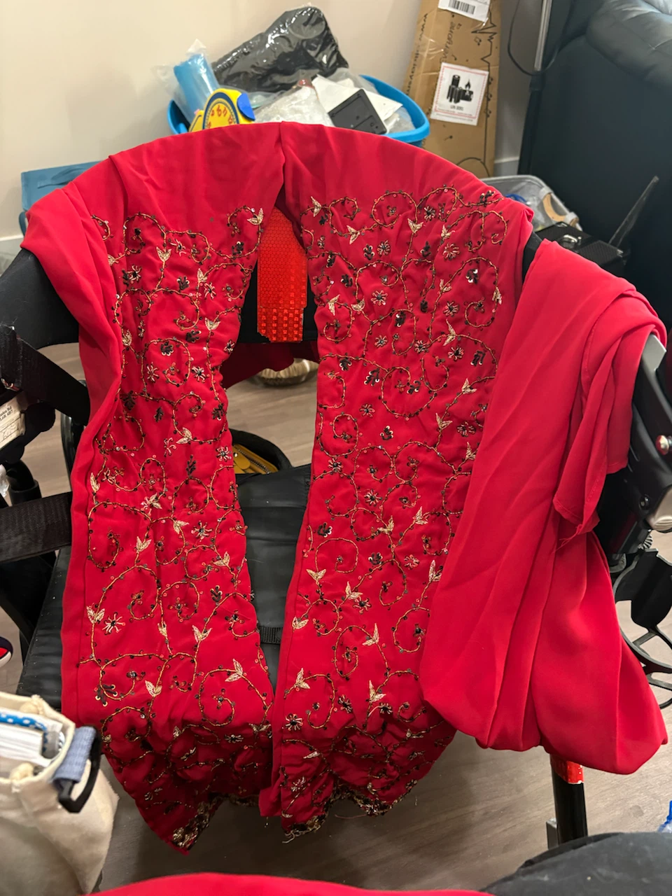 Red Embroidered Traditional Outfit - photo 4