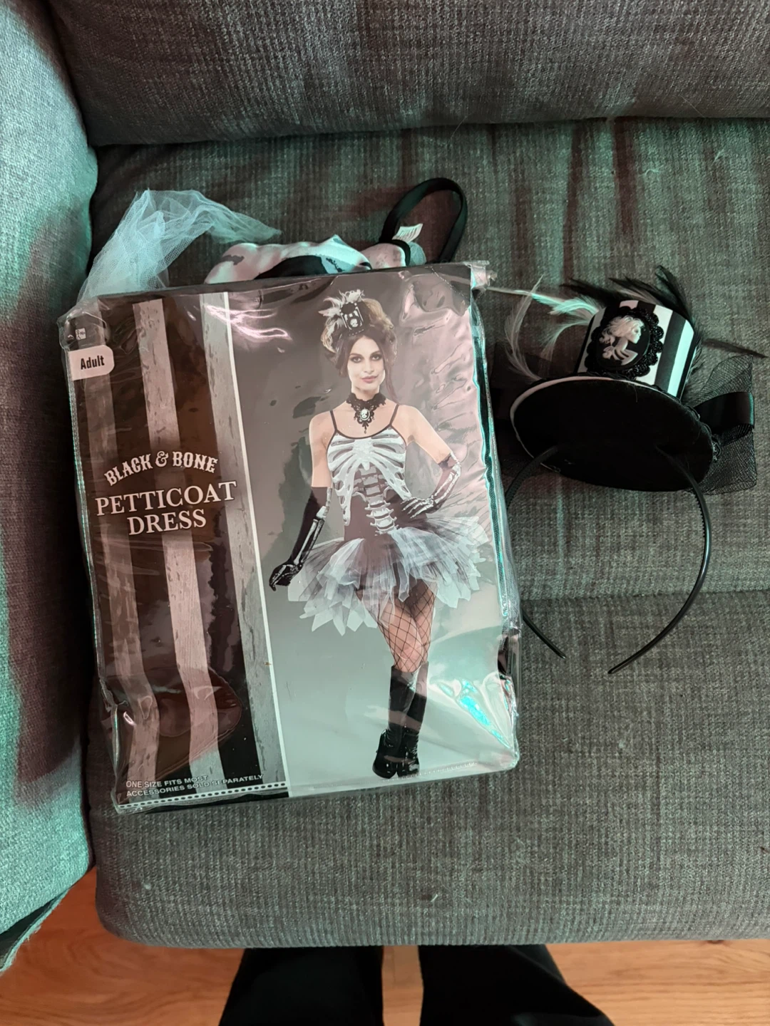Black and Bone Petticoat Skeleton Costume