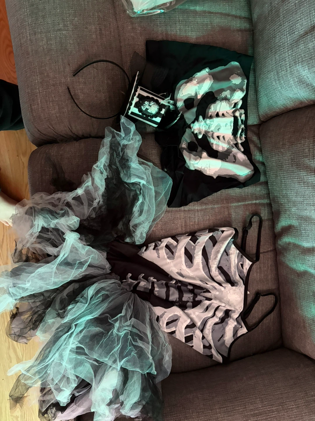 Black and Bone Petticoat Skeleton Costume - photo 2