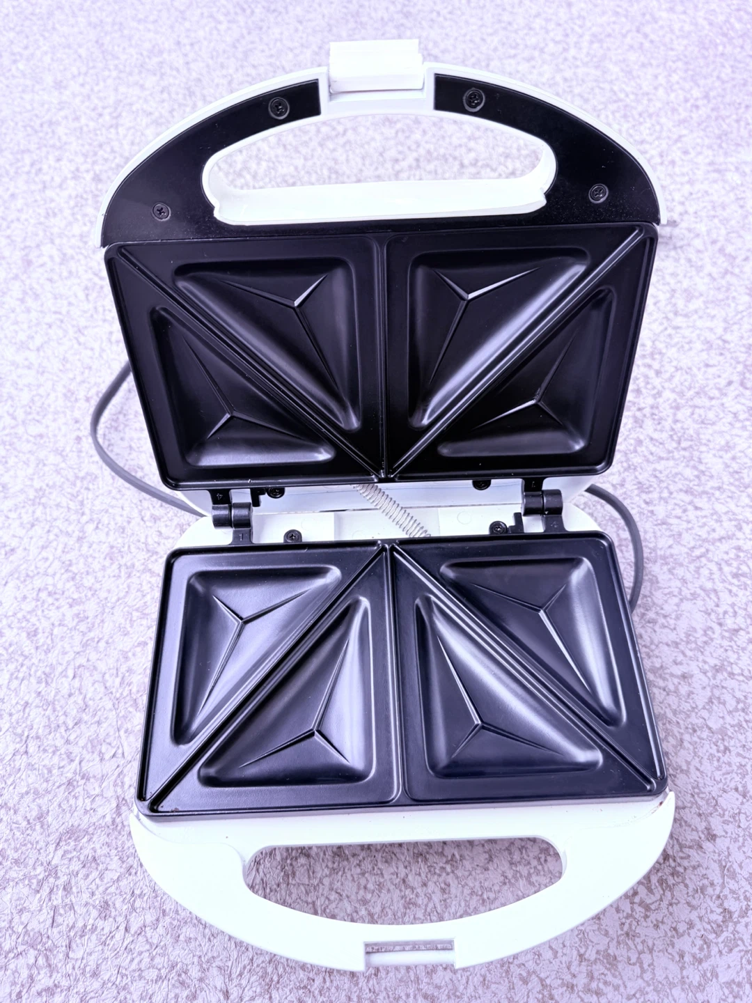 Salton Sandwich Toaster - photo 2