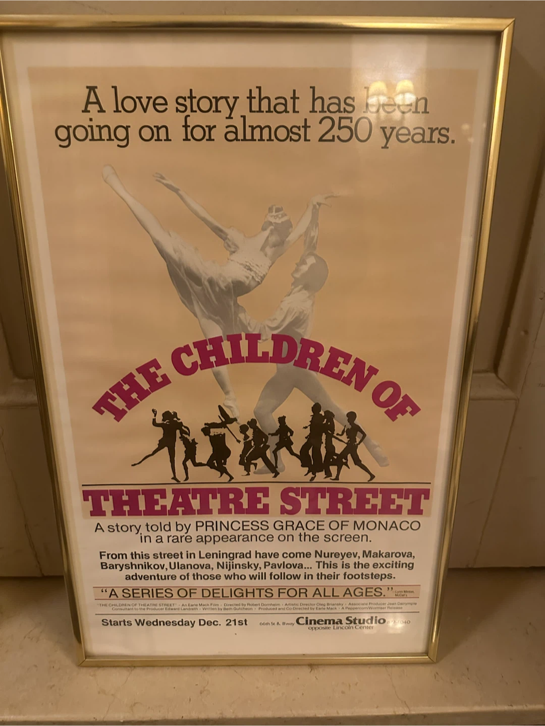 Two (2) Original 1977 theatrical poster - photo 5