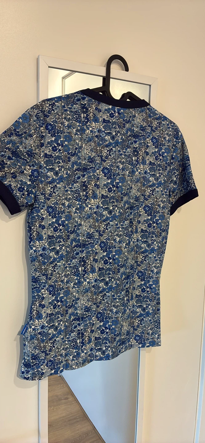 Adidas Originals Liberty T-Shirt - photo 3