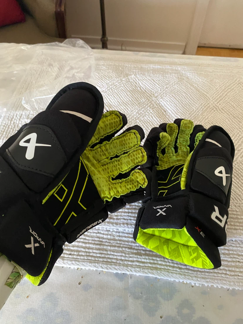 Bauer Vapor 3X Hockey Gloves 11"