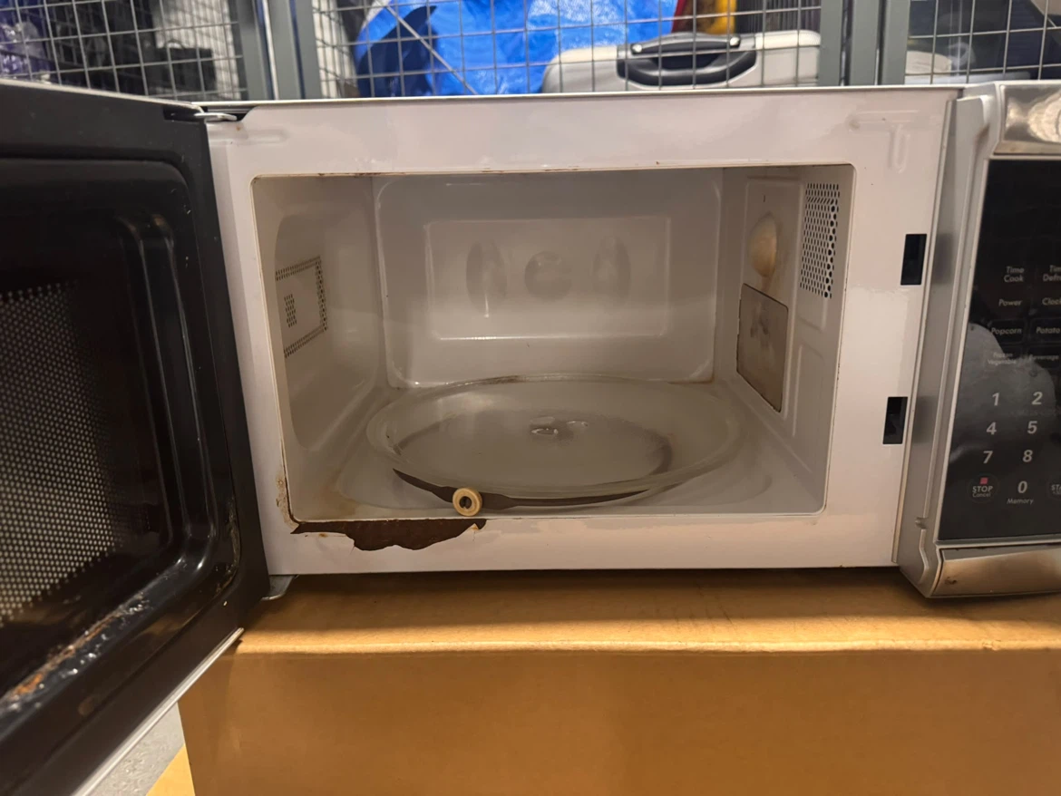 Kenmore Microwave 970-86133-001 - photo 2