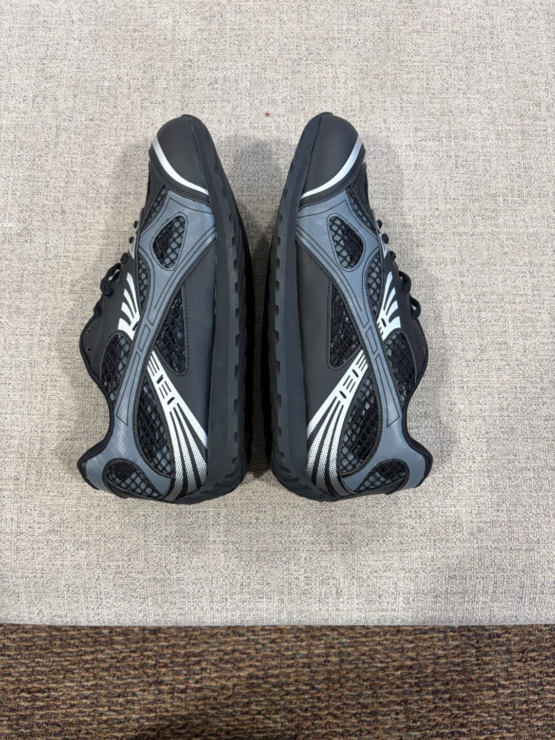 Bottega Veneta Orbit Sneakers in Black and Grey - photo 2