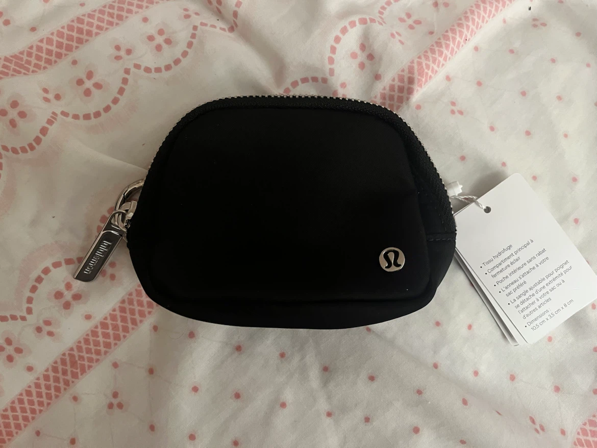 Lululemon Everywhere Belt Bag Nano - Black