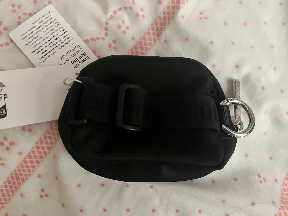 Lululemon Everywhere Belt Bag Nano - Black - photo 2