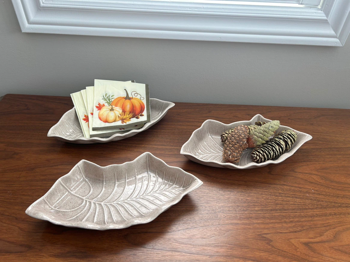 UNIQUE CERAMIC LEAF PLATES ALL FOR $12 (READ LISTING)